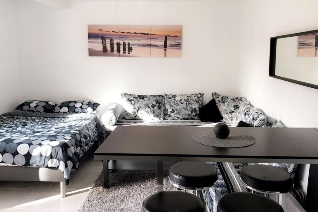Studios Moderne Et Spacieux Morieres-les-Avignon Buitenkant foto